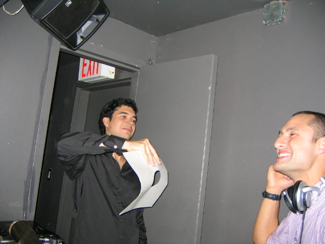 DJ Ryan Elliot as fanned by Matthew Dear DJ Ryan Elliot as fanned by Matthew Dear